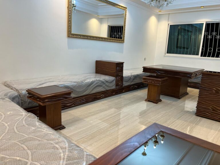 Salon marocain Amouage sur mesure en bois massif — Salon Premium