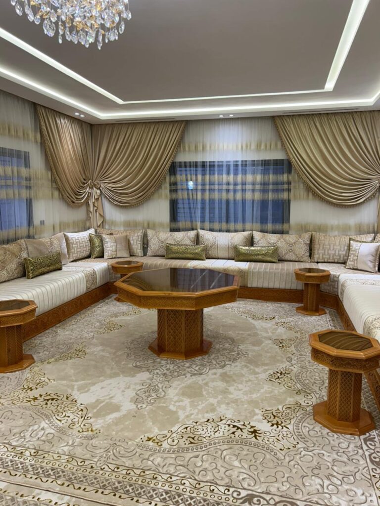 Salon marocain Cèdre sur mesure en bois massif — Salon Premium
