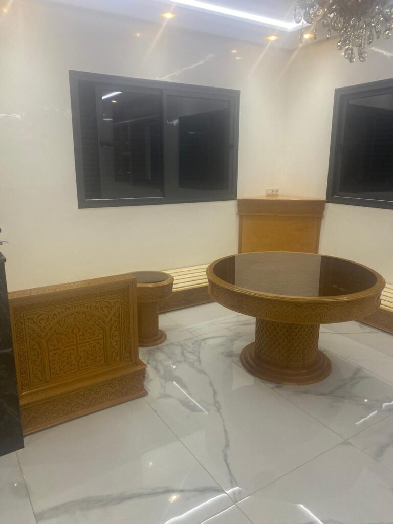 Salon marocain Cèdre sur mesure en bois massif — Salon Premium