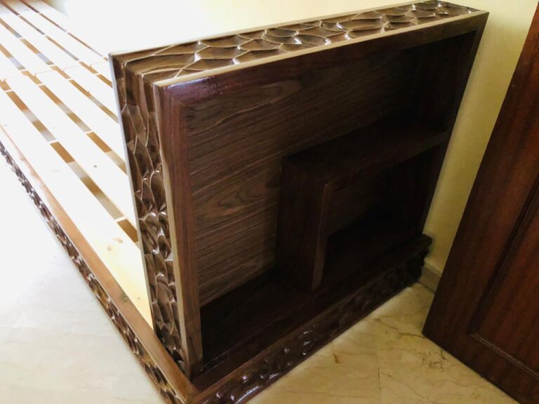 Salon marocain Noyer sur mesure en bois massif — Salon Premium
