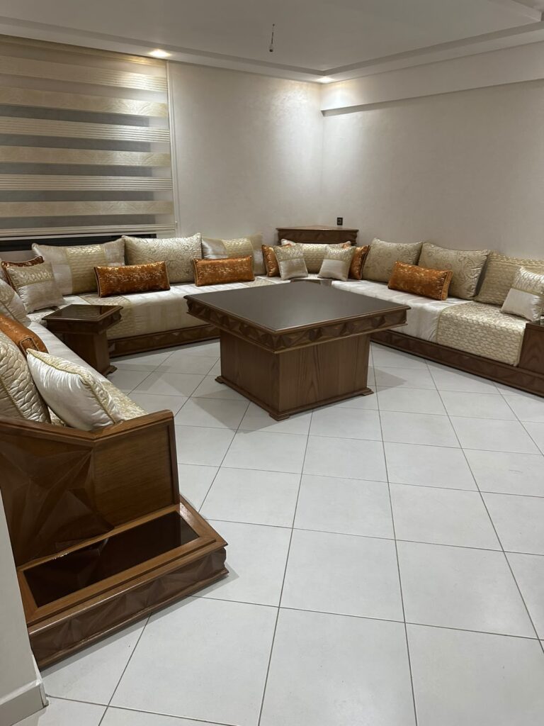 Salon marocain Pyramide sur mesure en bois massif — Salon Premium